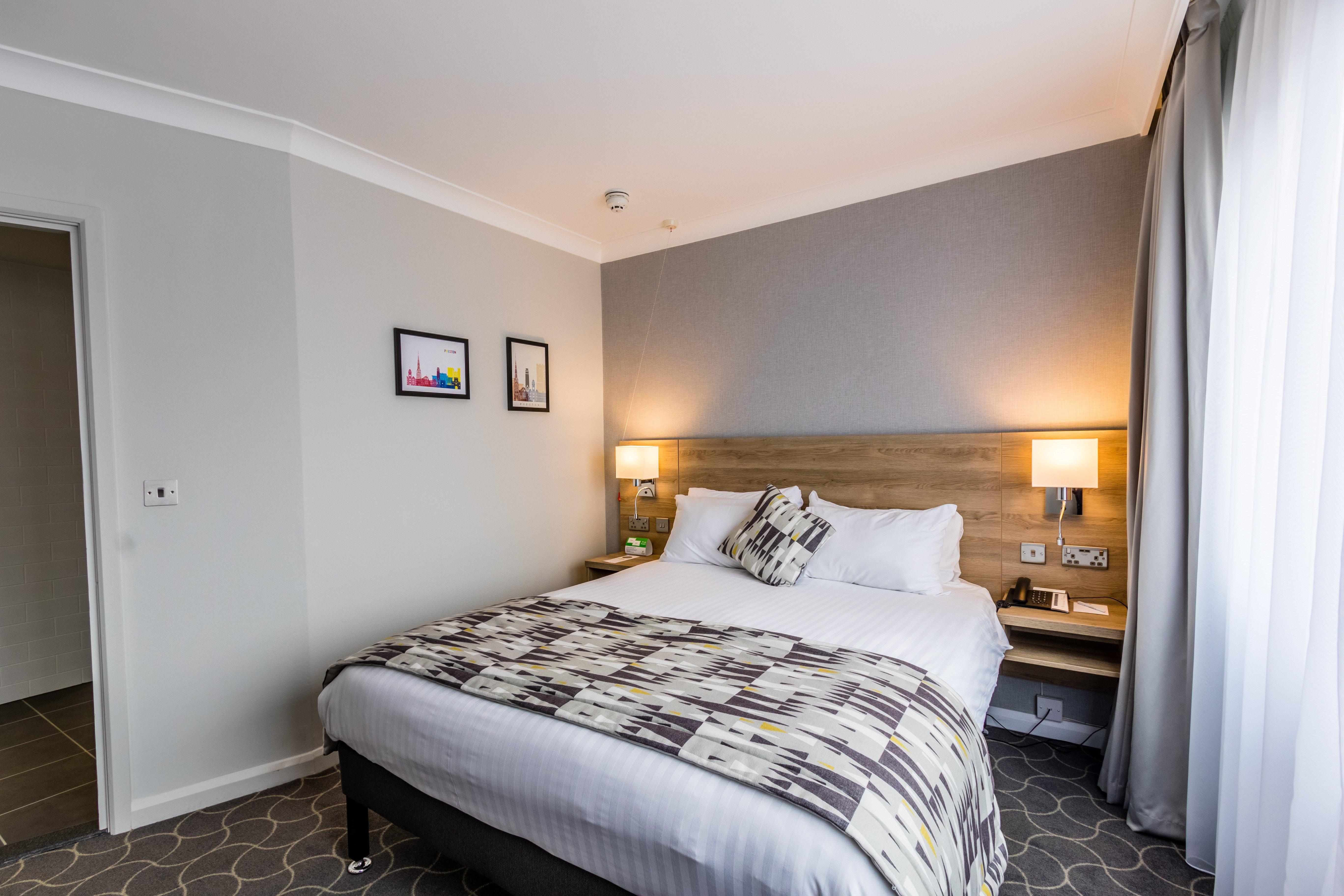 Holiday Inn Preston By Ihg Bagian luar foto