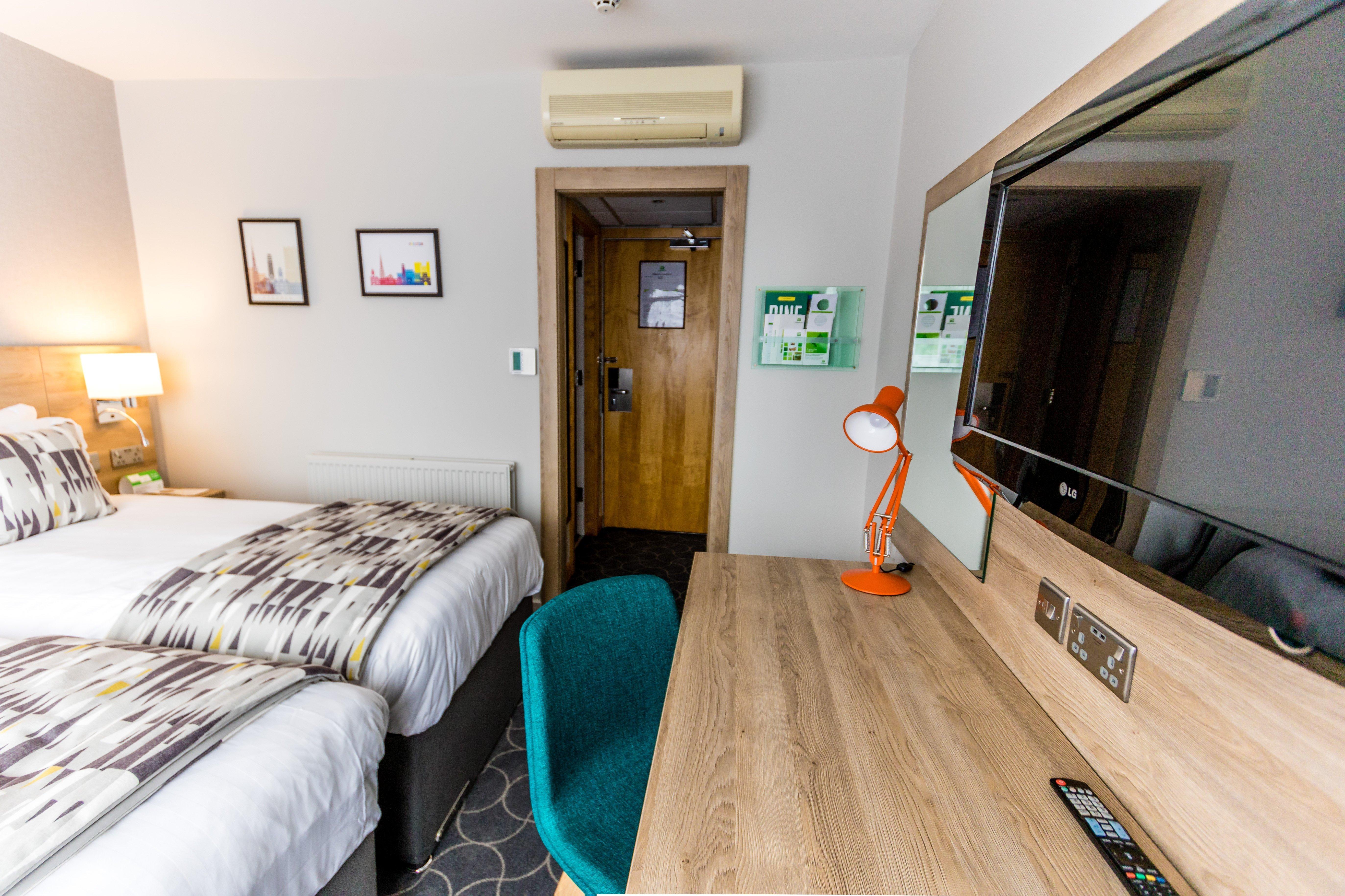 Holiday Inn Preston By Ihg Bagian luar foto