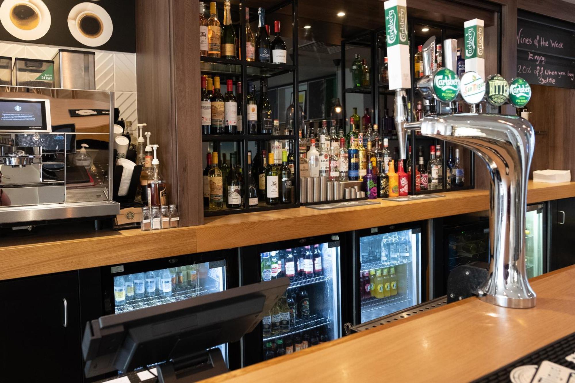 Holiday Inn Preston By Ihg Bagian luar foto