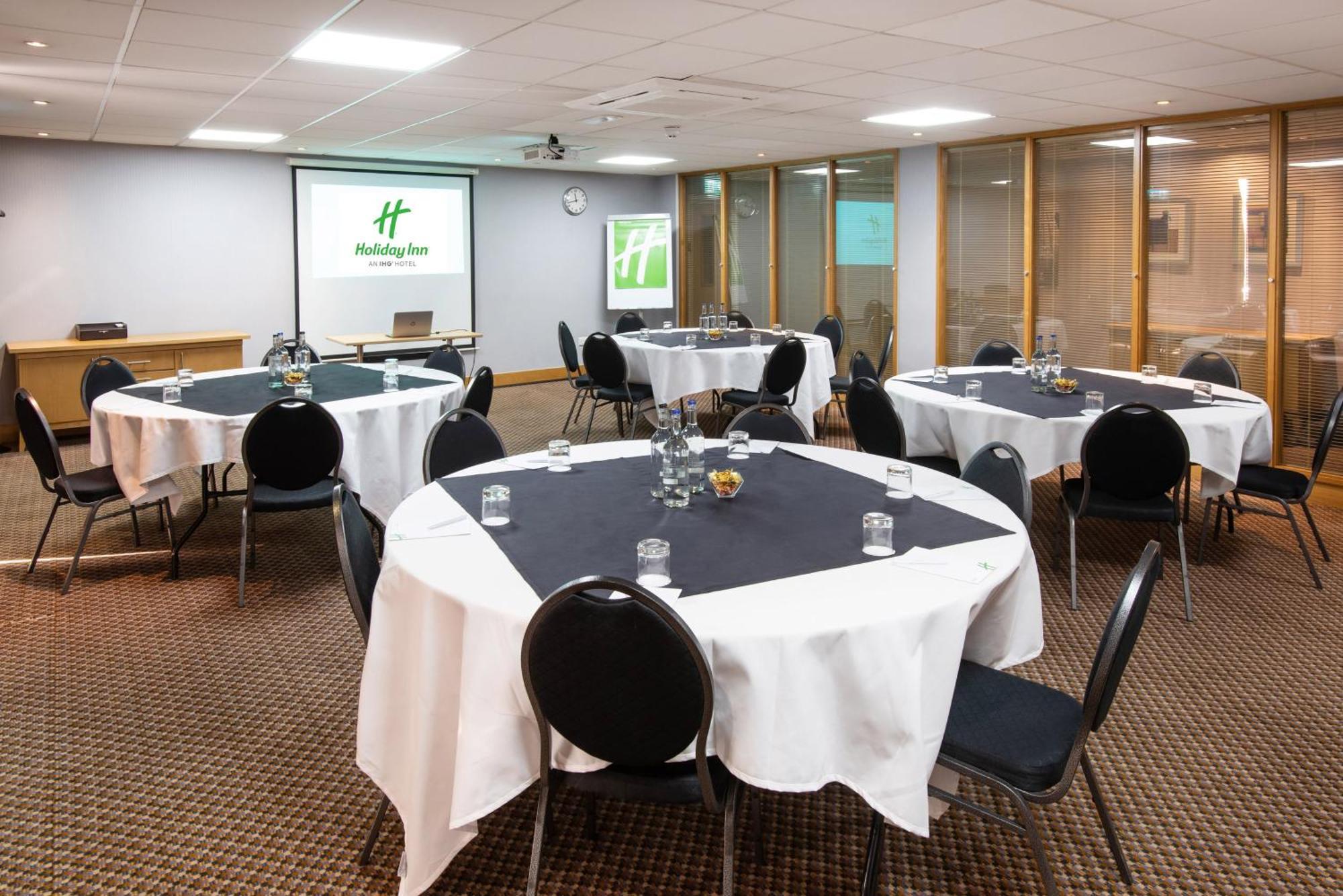 Holiday Inn Preston By Ihg Bagian luar foto